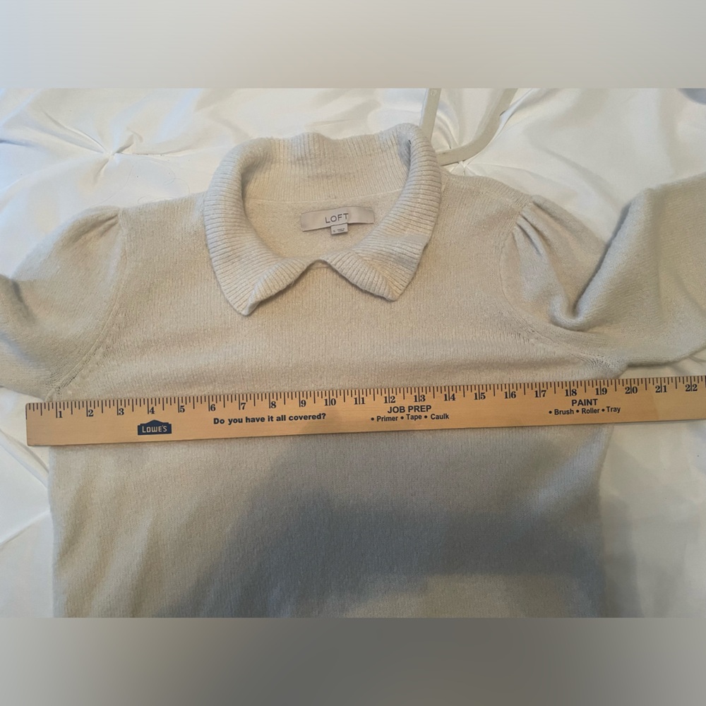 Loft Women’s Off White/Cream Sweater, Peter Pan Collar Size Small (51) - Picture 3 of 4